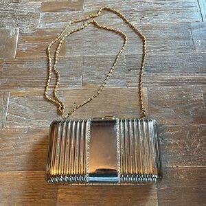 Vintage Columbine Metal Clutch Crossbody🖤